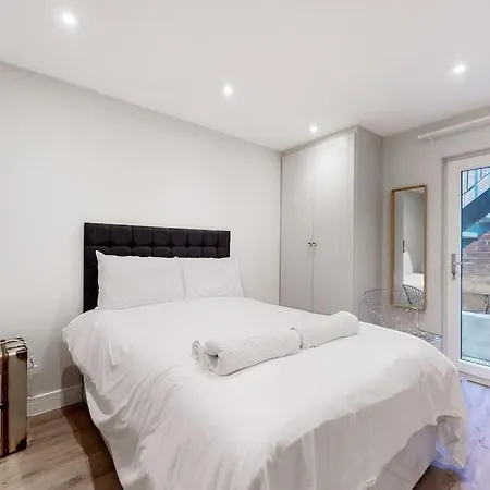 Stylish 2Bed Flat 10Min To Wimbledon Tennis Courts London Exterior foto