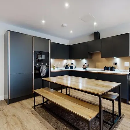 Stylish 2Bed Flat 10Min To Wimbledon Tennis Courts London Exterior foto